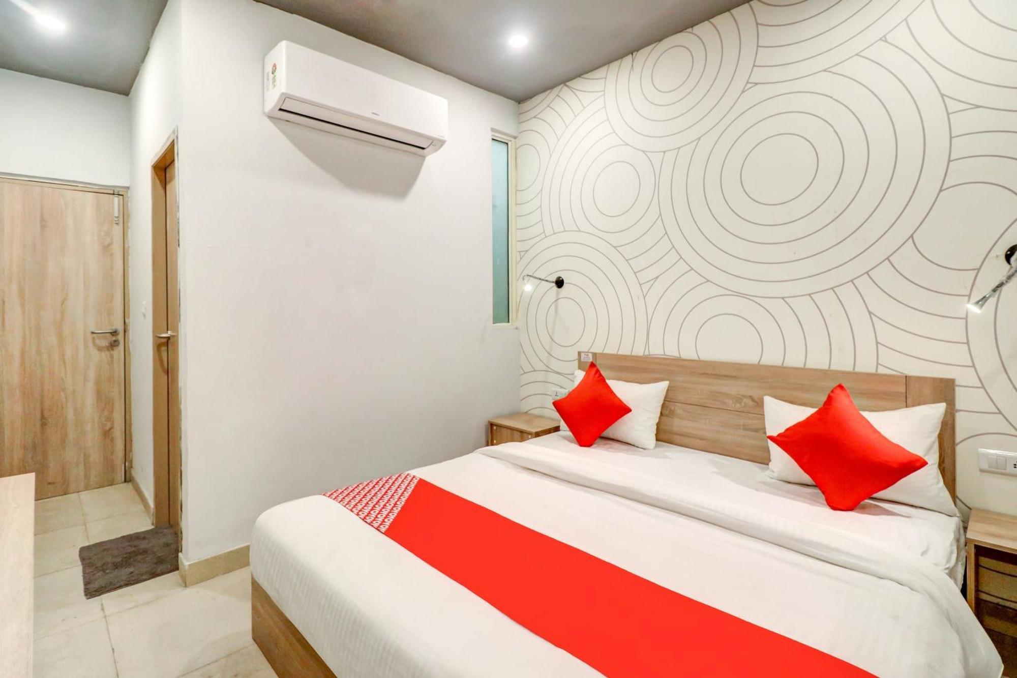 Hotel O Jps Grand Hotel New Delhi Ngoại thất bức ảnh