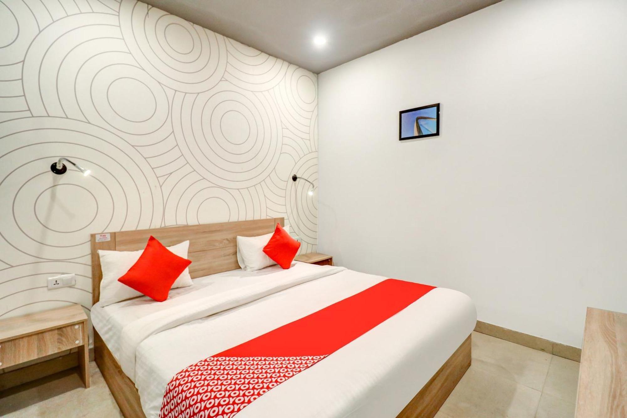 Hotel O Jps Grand Hotel New Delhi Ngoại thất bức ảnh